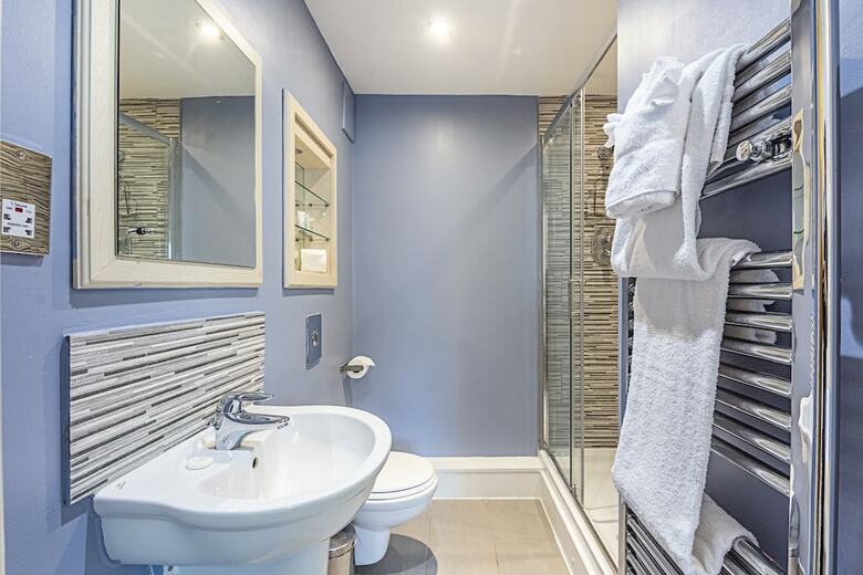 Canary Wharf Luxury Apartments
