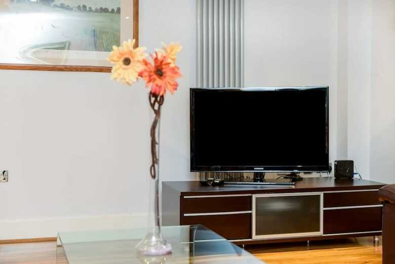 Canary Wharf Luxury Apartments