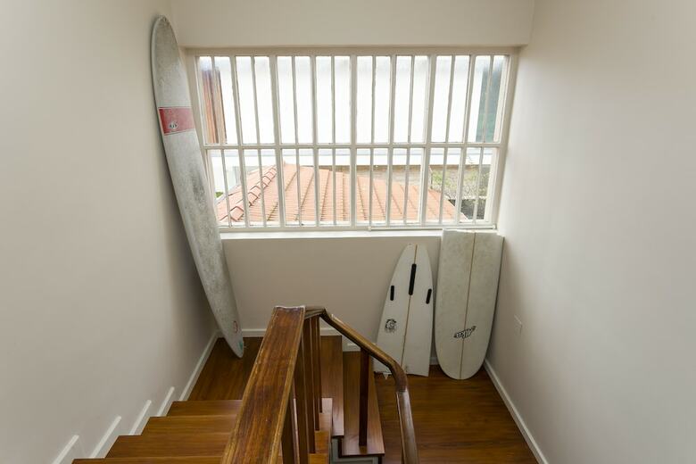Hostal Circle Surfcamp - Porto Surf House Hostel