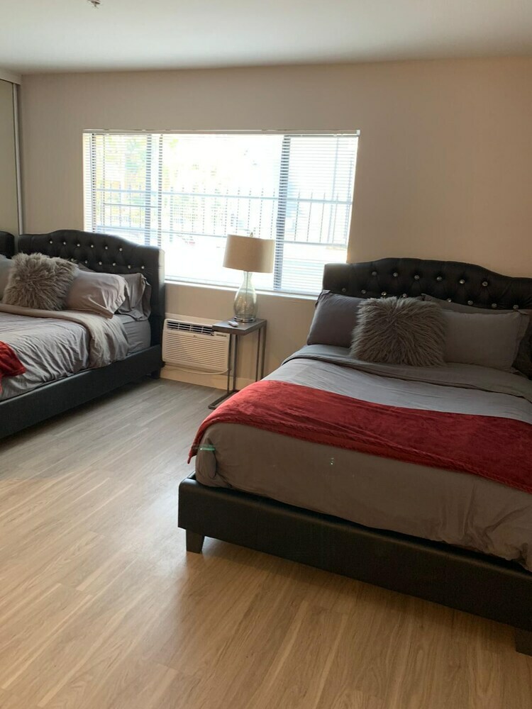 Apartamentos Hollywood Cozy Place