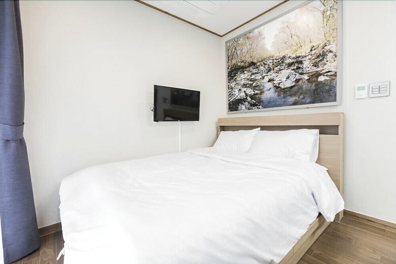 Hostal Batdol Guesthouse - Hostel