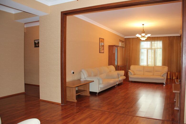 Apartment On Murtuza Mukhtarov 179
