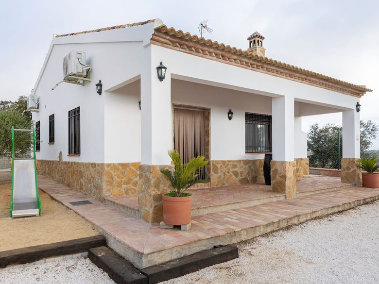 Quaint Holiday Home In Sevilla With Swimming Pool