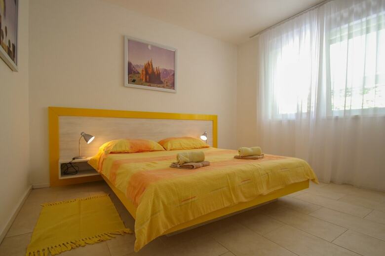 Apartamentos Karmen