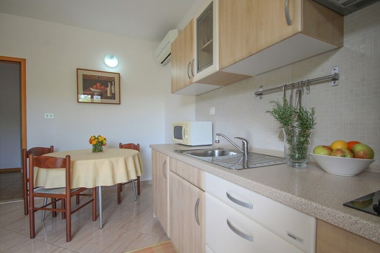 Apartamentos Maena