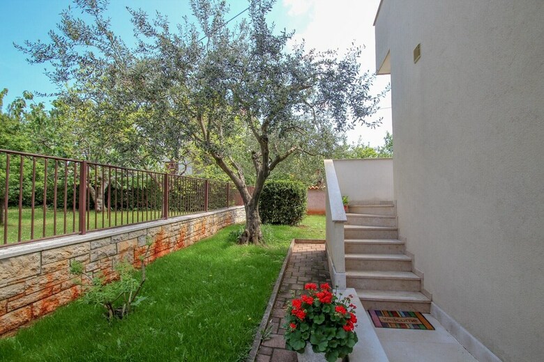 Apartamentos Maena