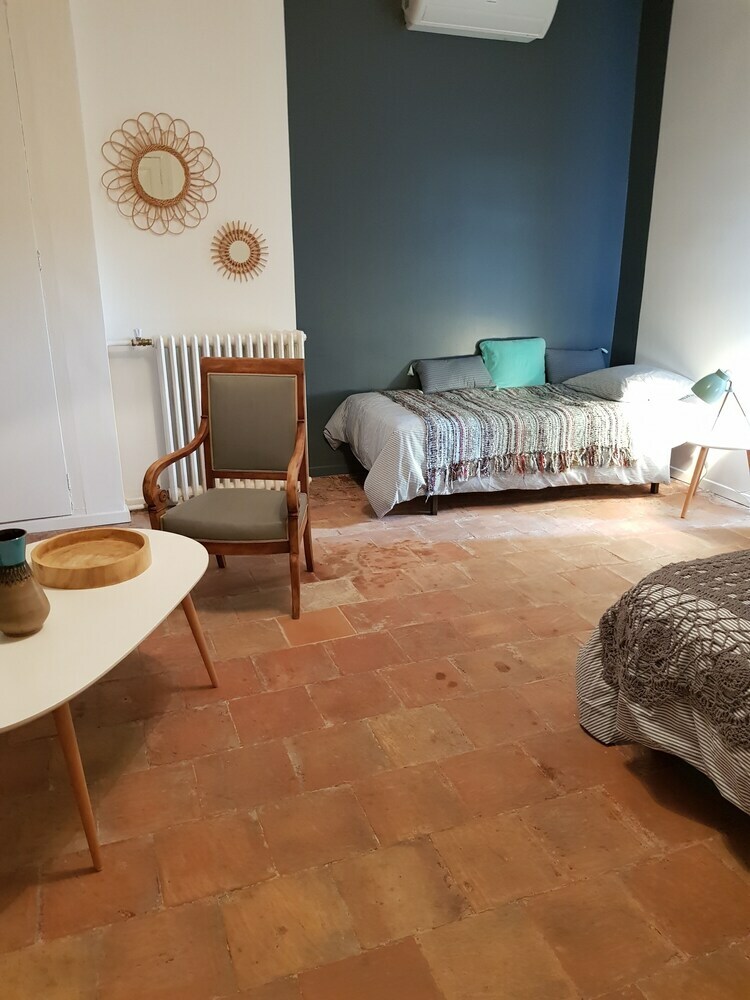 Bed & Breakfast Chambres D'hotes Au Centre de Sigean