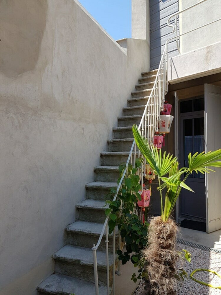 Bed & Breakfast Chambres D'hotes Au Centre de Sigean