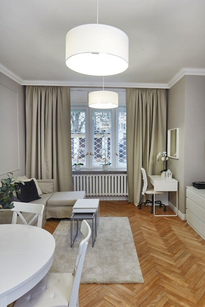 Retro Mokotow Elegance Apartment