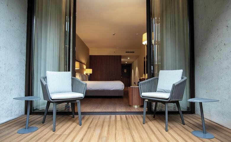 Boeira Garden Hotel Porto Gaia, Curio Collection By Hilton