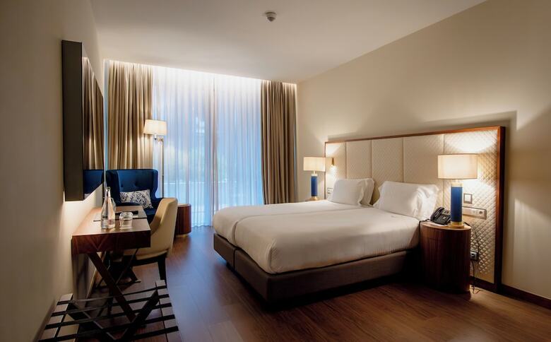 Boeira Garden Hotel Porto Gaia, Curio Collection By Hilton