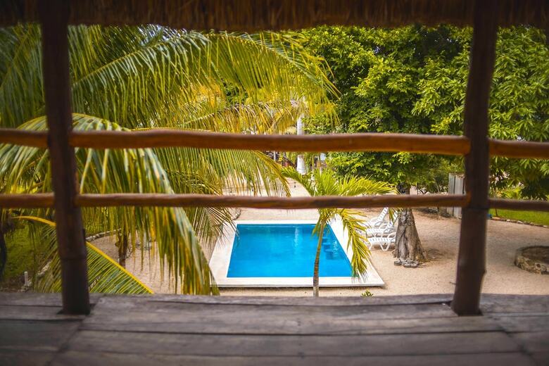 Royal Palm Bacalar Caba�as & Lagoon Club