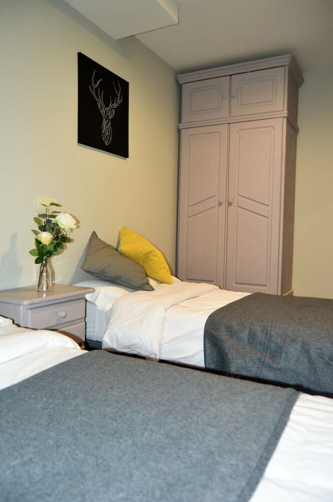 Hostal The Hostel