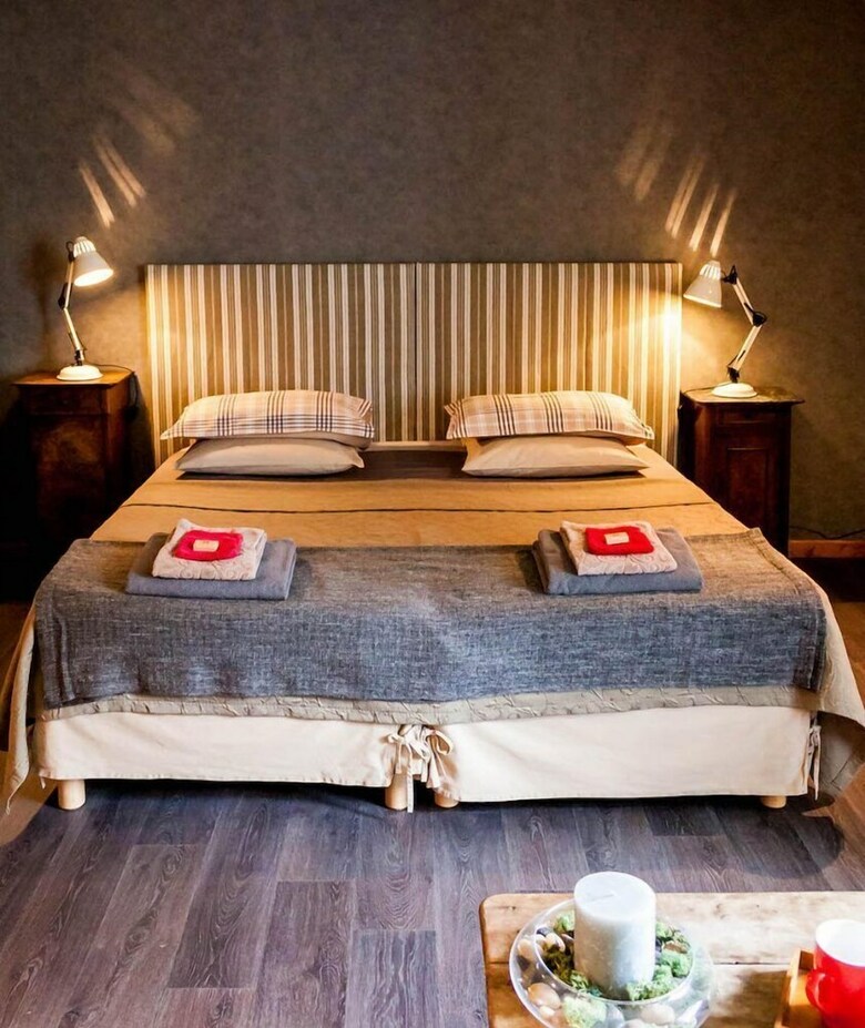 Hotel Le Pr�s Du Roc Chambres D'h�tes