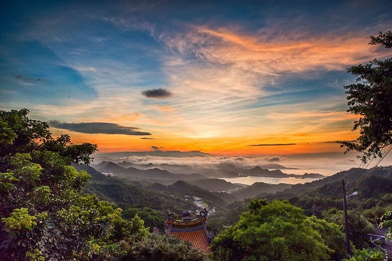 Hotel Qu Hi Home Stay