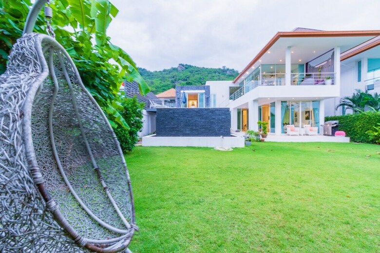 Luxury Modern 3 Bedroom Pool Villa Pa5