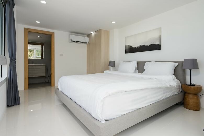 Villa Chaweng Noi Beach  Full Moon 4br Seaview