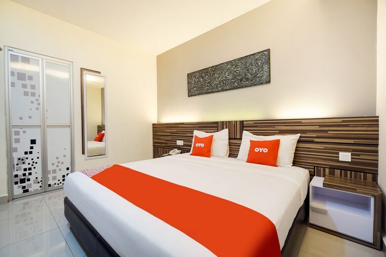 Oyo 89683 Gm Holiday Hotel Permai Jaya