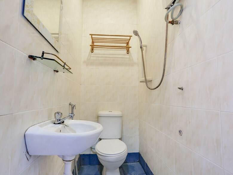 Oyo 89656 Melati Hotel Nilai