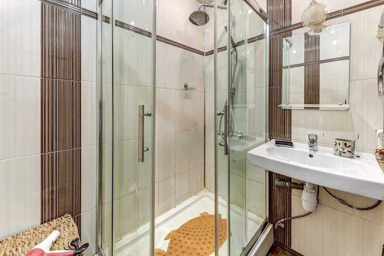 Ag Apartment John Reed 4/1