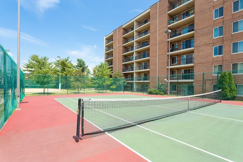 Apartamentos Oakwood Falls Church