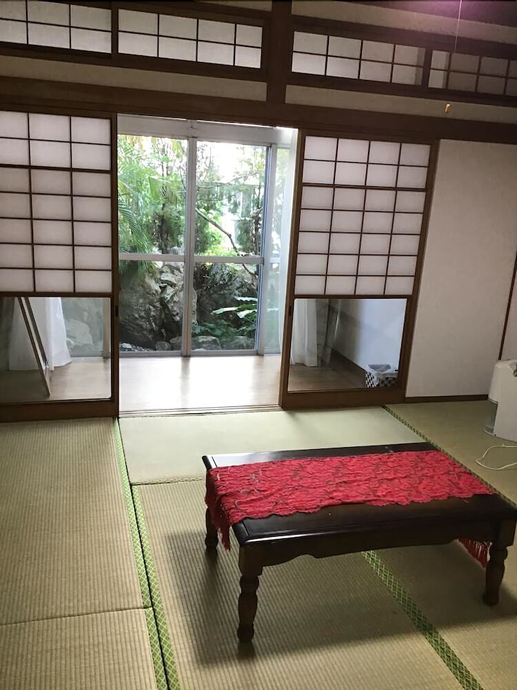 Hotel Kami House