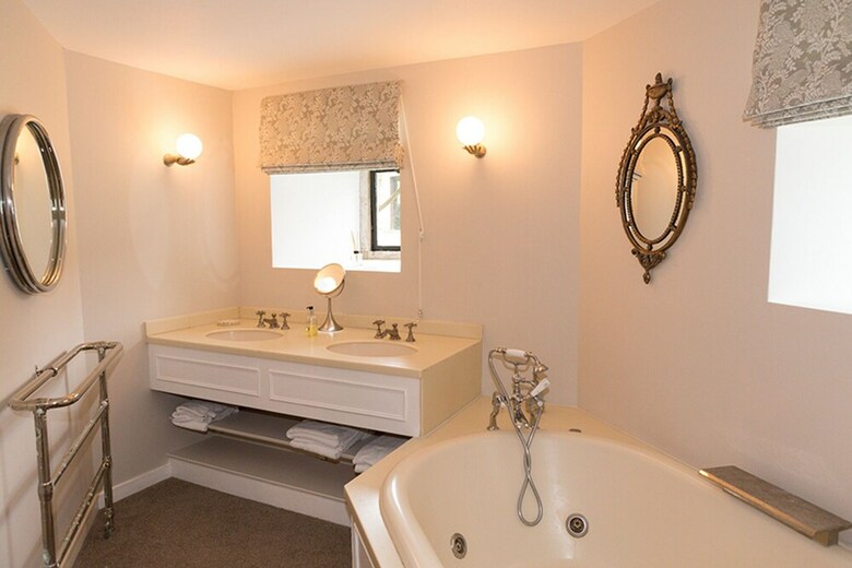 Residencia Walton Castle