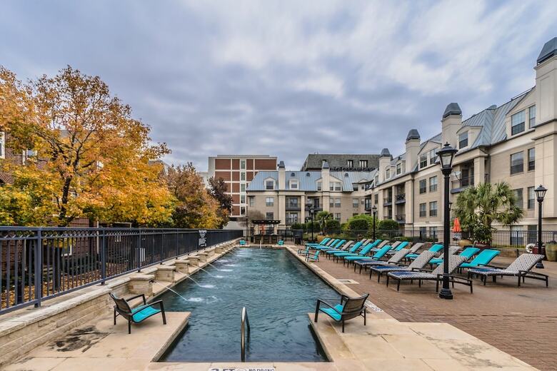 Hotel Corporate Stays - Uptown Dallas