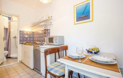 Holiday Home Sveti Petar I