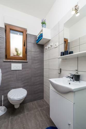Apartments Davor
