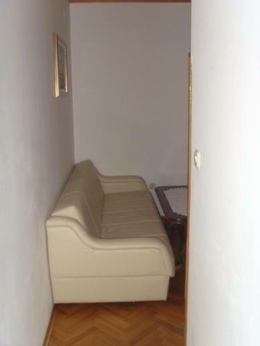 Apartments And Rooms Deskovic