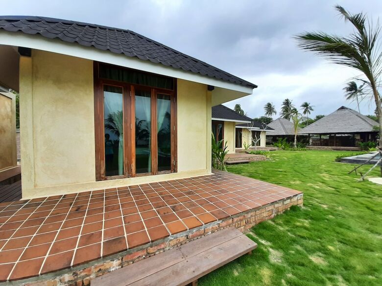 Hotel The Kelong Trikora Resort