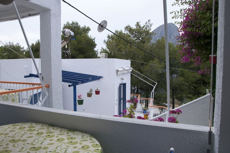 Aparthotel Tatsis Apartments