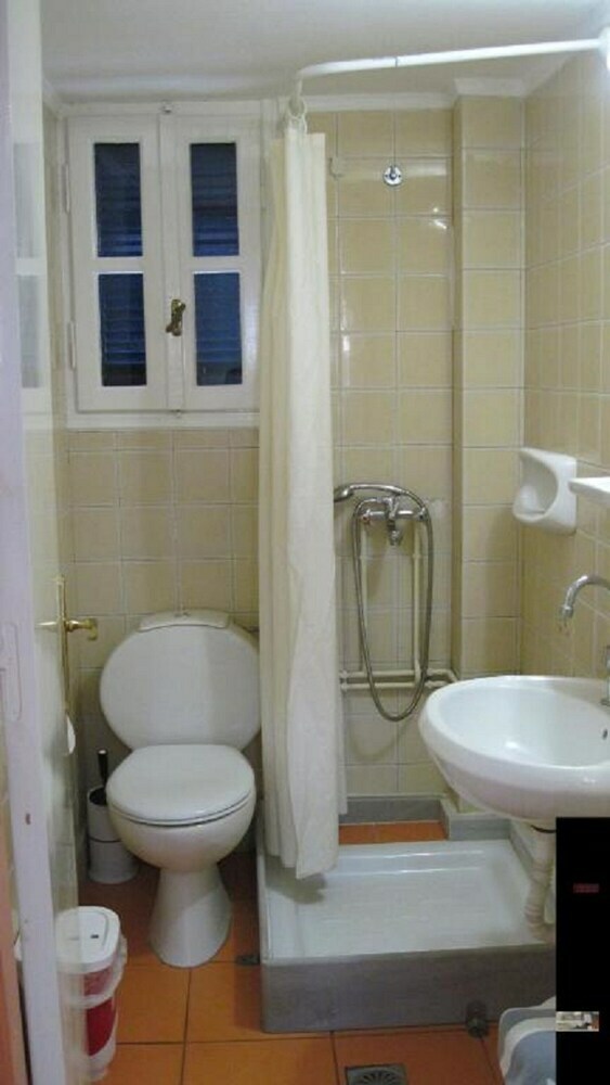 Aparthotel Tatsis Apartments