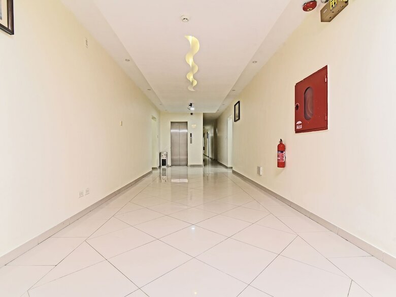 Oyo 367 Season Hotel