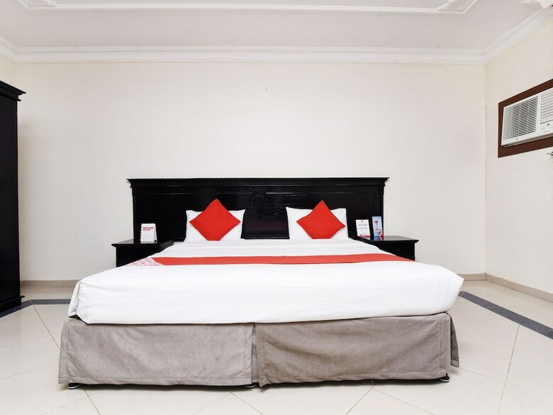 Oyo 367 Season Hotel