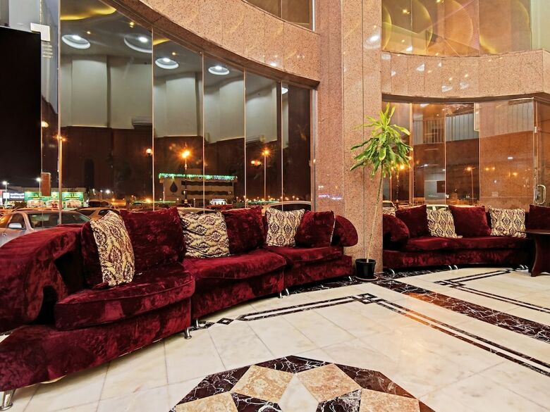 Oyo 367 Season Hotel