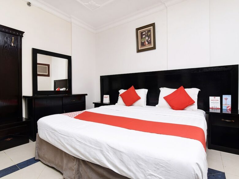 Oyo 367 Season Hotel