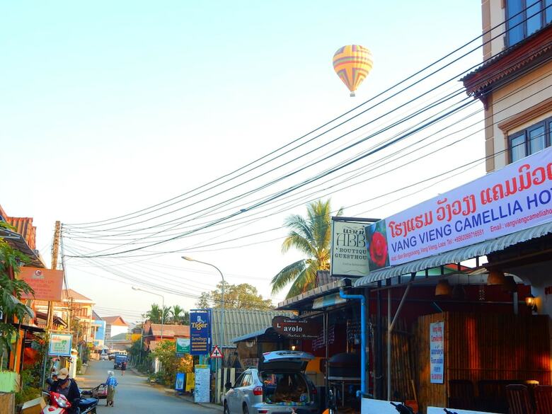 Vang Vieng Camellia Hotel