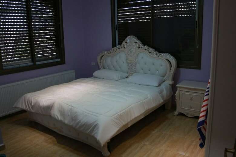 Bed & Breakfast Deluxe Villa Guest House