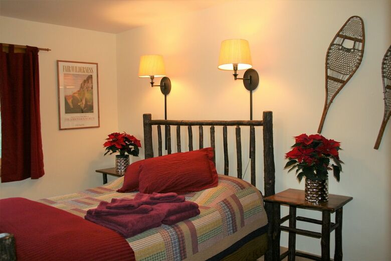 Bed & Breakfast Adirondack Rock And River