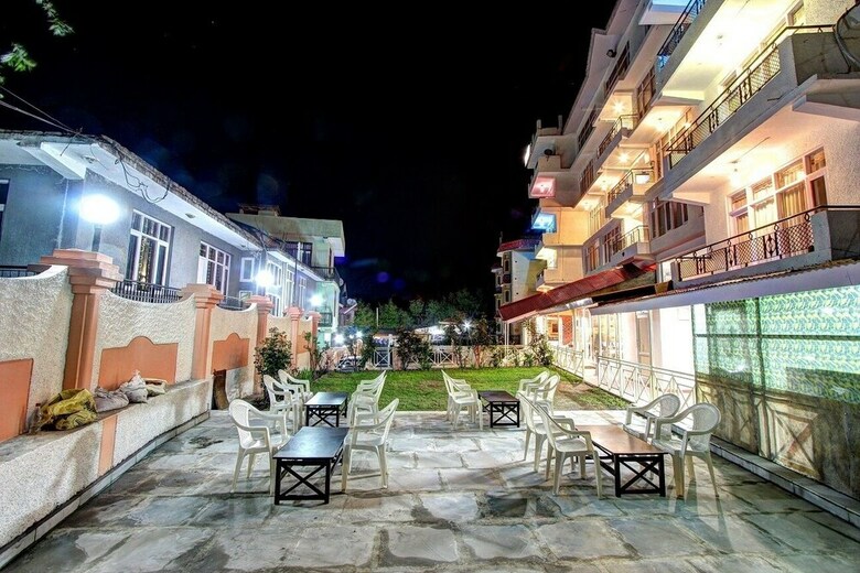 Bed & Breakfast Hotel Monarch Residency Manali