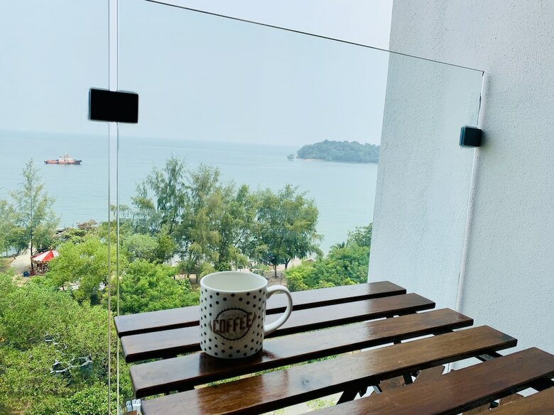 Apartamentos D'wharf Residence @ Pd Waterfront Balcony View By Airplan