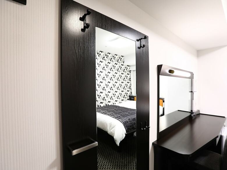 Apa Hotel < Ningyocho Ekihigashi >