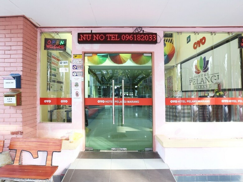 Oyo 89640 Hotel Pelangi Marang