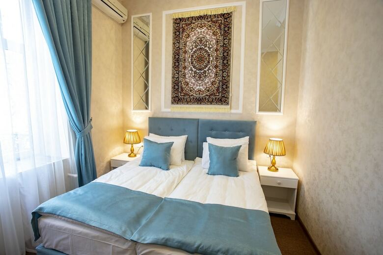 La Casa Nizami Hotel