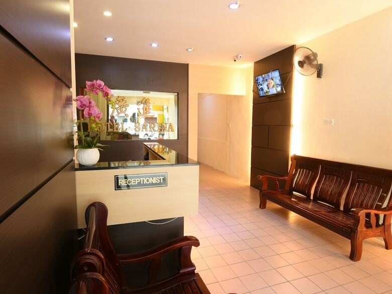 Oyo 89627 Hotel Sarina