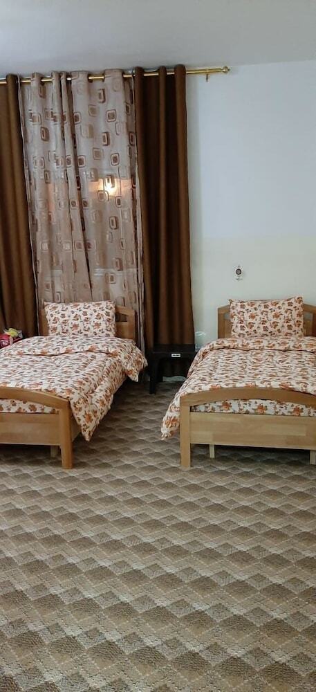 Hostal Brother Home