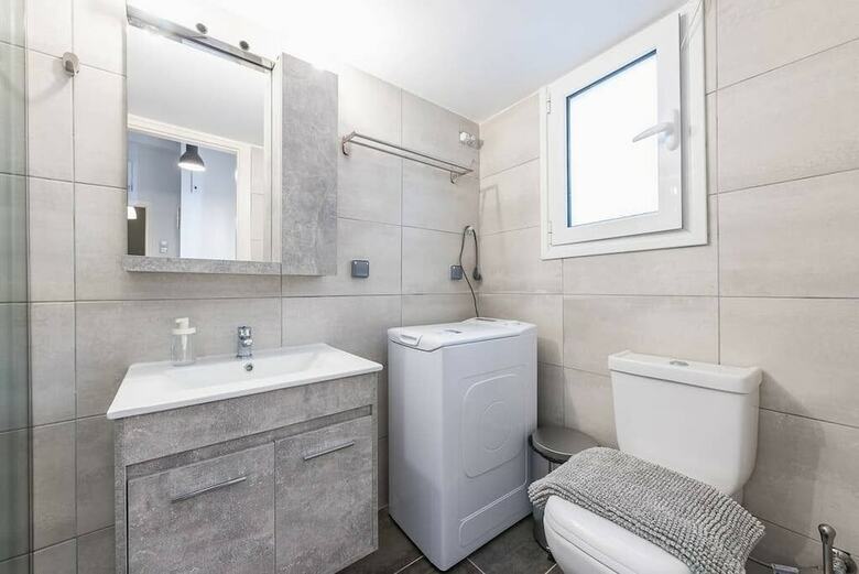 Apartamentos New Vibrant Cozy Flat 8' From Metro