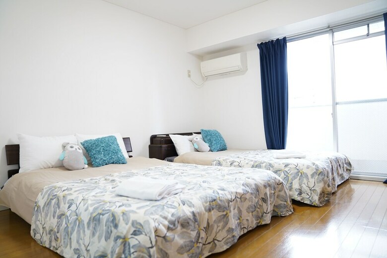 Metro Daikoku Apartment